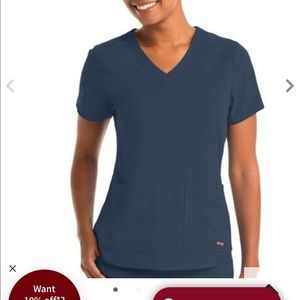 Grey's Anatomy spandex stretch V-Neck Solid Top